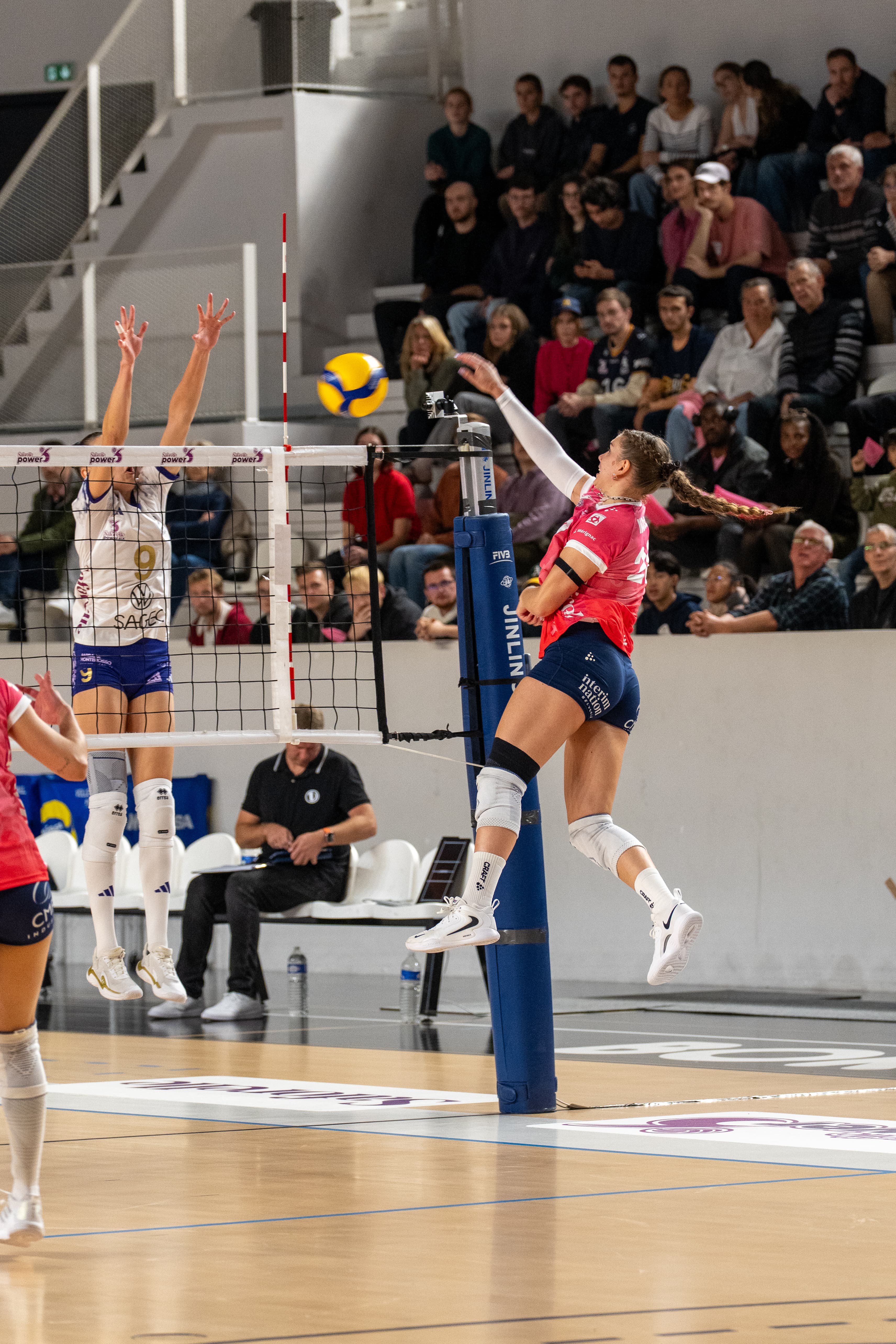 Deuxième match à domicile des Burdis contre Le Cannet - photo 10